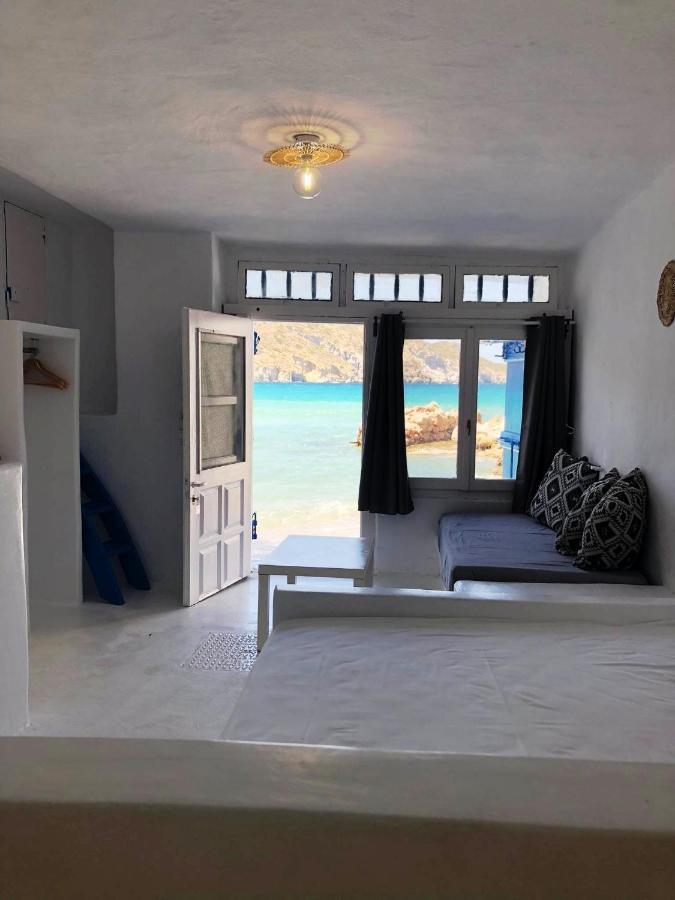 Salty Kisses And Sandy Toes Firopotamos Dış mekan fotoğraf