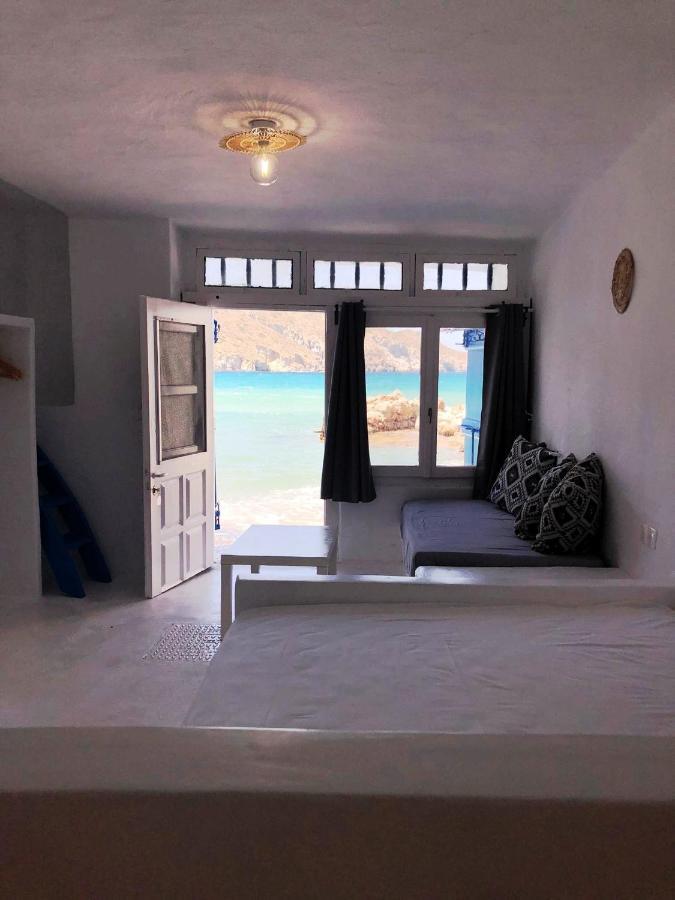 Salty Kisses And Sandy Toes Firopotamos Dış mekan fotoğraf